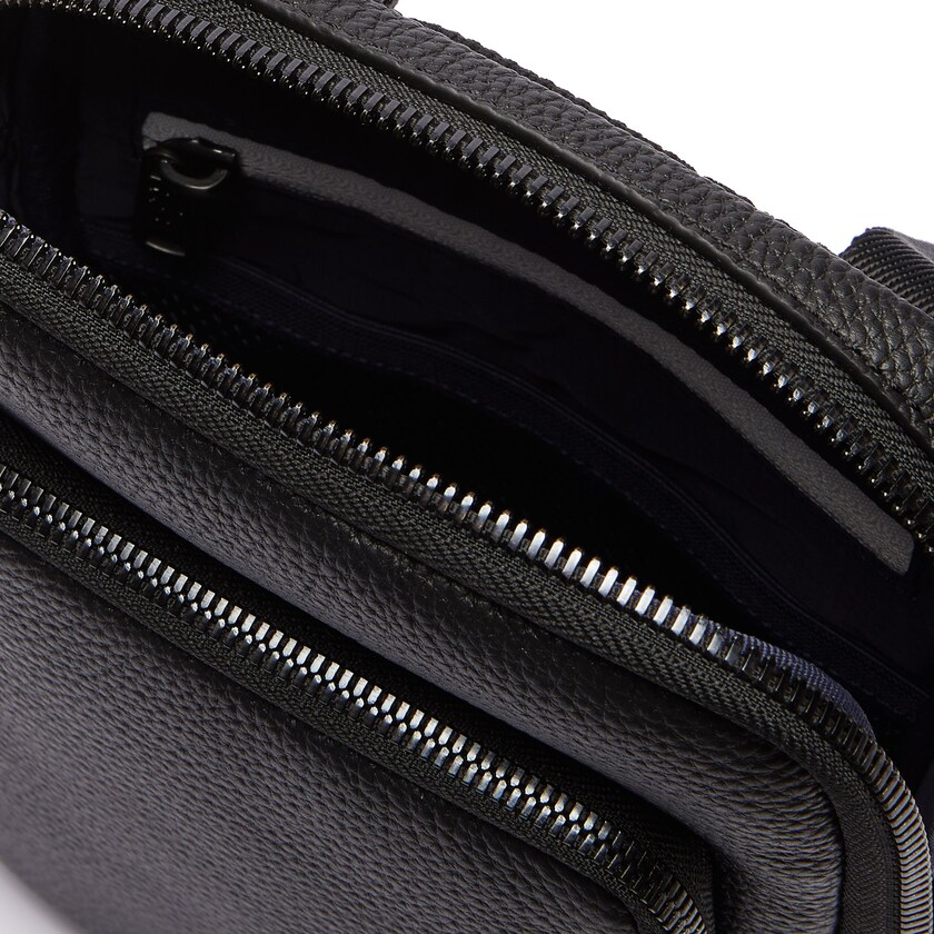 Bolsas Lacoste Hombre Negros Soft Mate Matte Full-Grain Cuero Small Flat Crossbody Bag EI1-39323S4