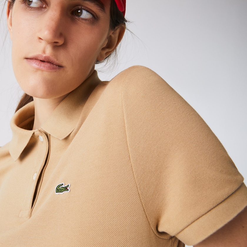 Camisa Polo Lacoste Classic Fit Soft Cotton Petit Piqué Mujer Beige | PC8-51315O5